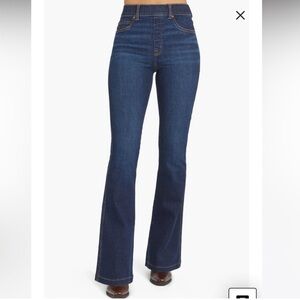 NWT Spanx Pull On Flare Jeans Midnight Shade Sz XS Petite
